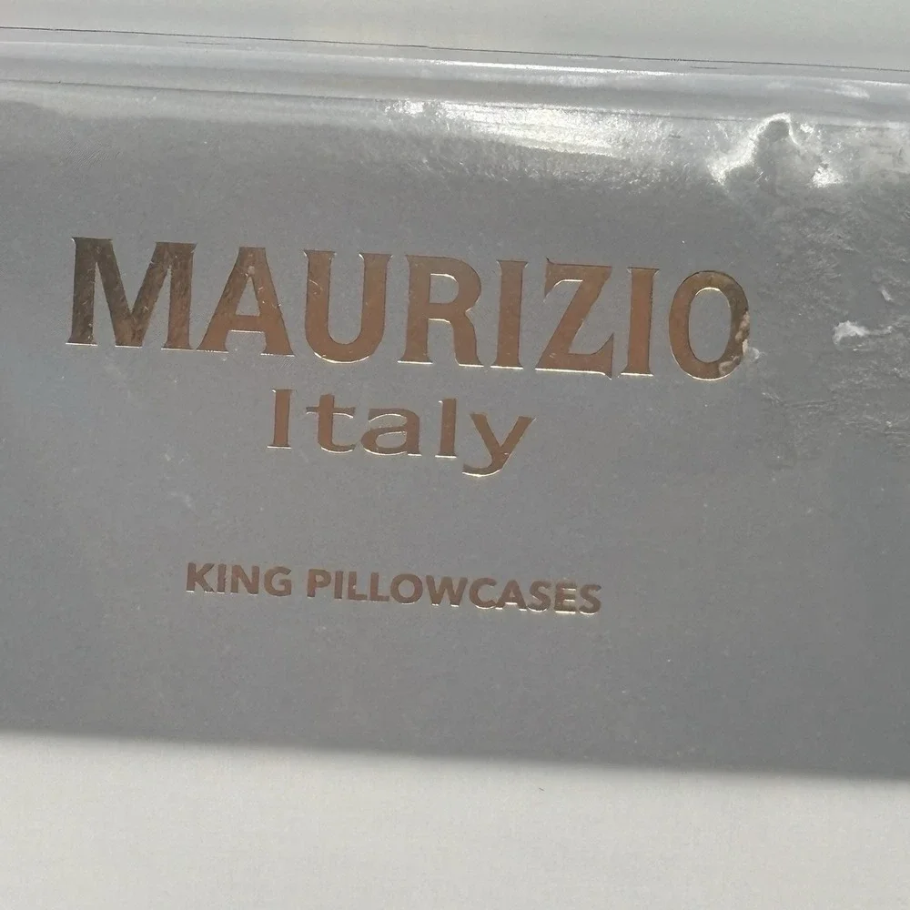 Maurizio Italy White KING Embroidered Line Cotton Percale Set of 2  Pillowcases